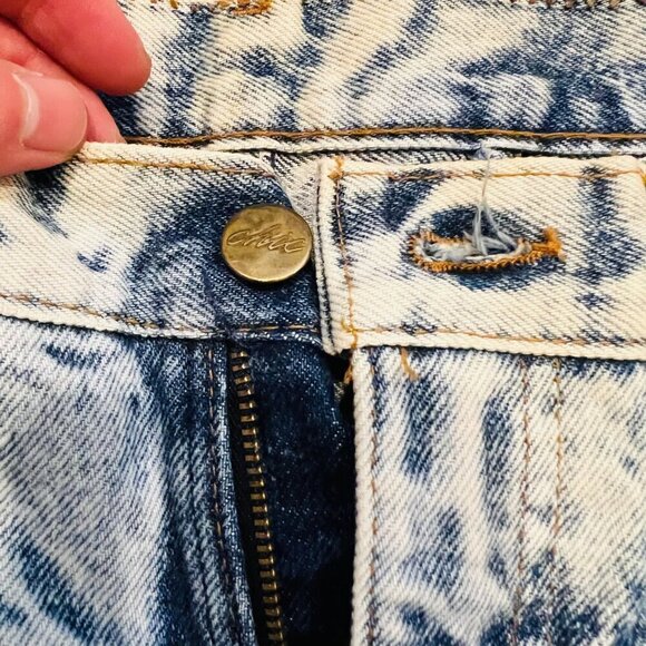 Vintage 80s CHIC Acid Wash High Rise Mom Jeans Tapered Pleated Size 14 W USA - Picture 4 of 16